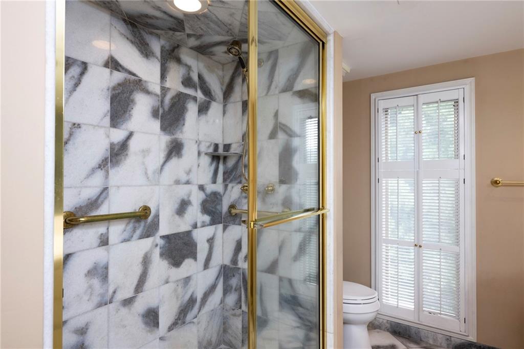 2769 Peachtree Road NE Unit 7