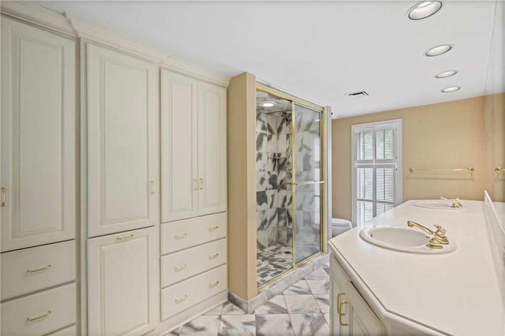 2769 Peachtree Road NE Unit 7