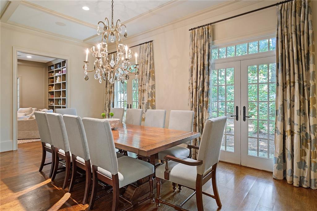 1016 Old Powers Ferry Road