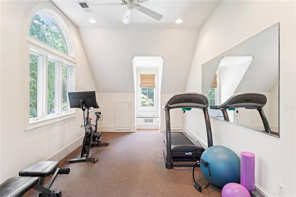 1016 Old Powers Ferry Road