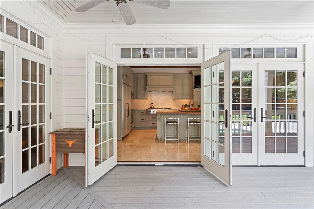 1016 Old Powers Ferry Road