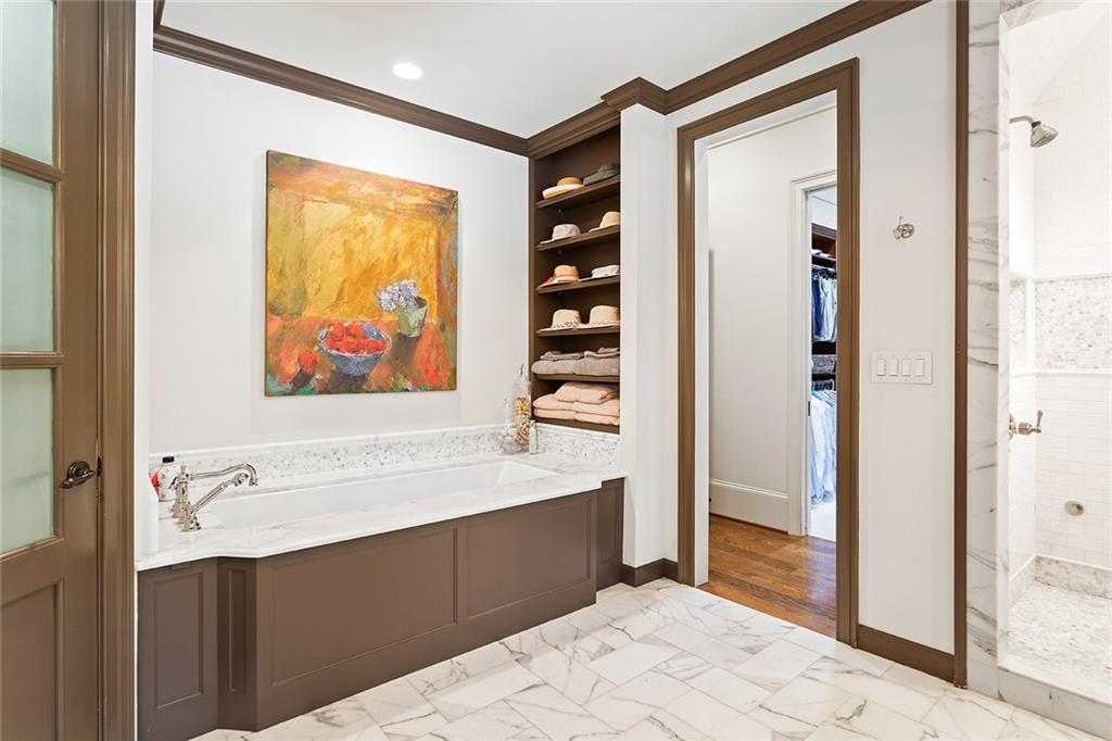 1016 Old Powers Ferry Road