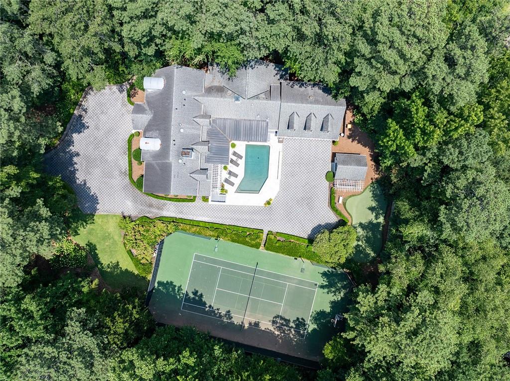 1016 Old Powers Ferry Road