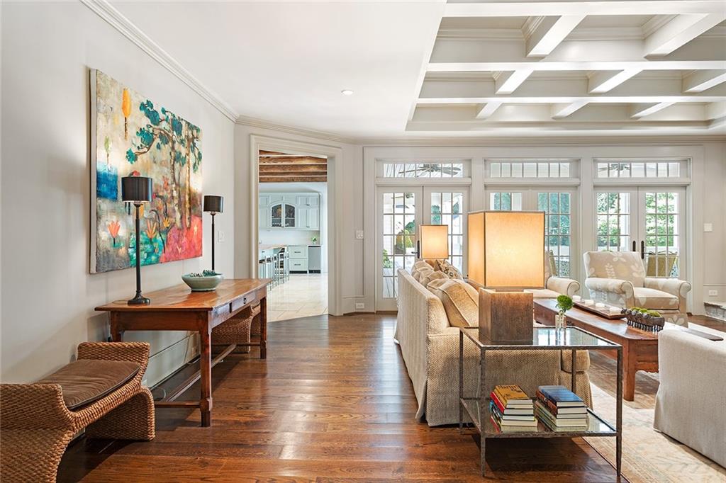 1016 Old Powers Ferry Road