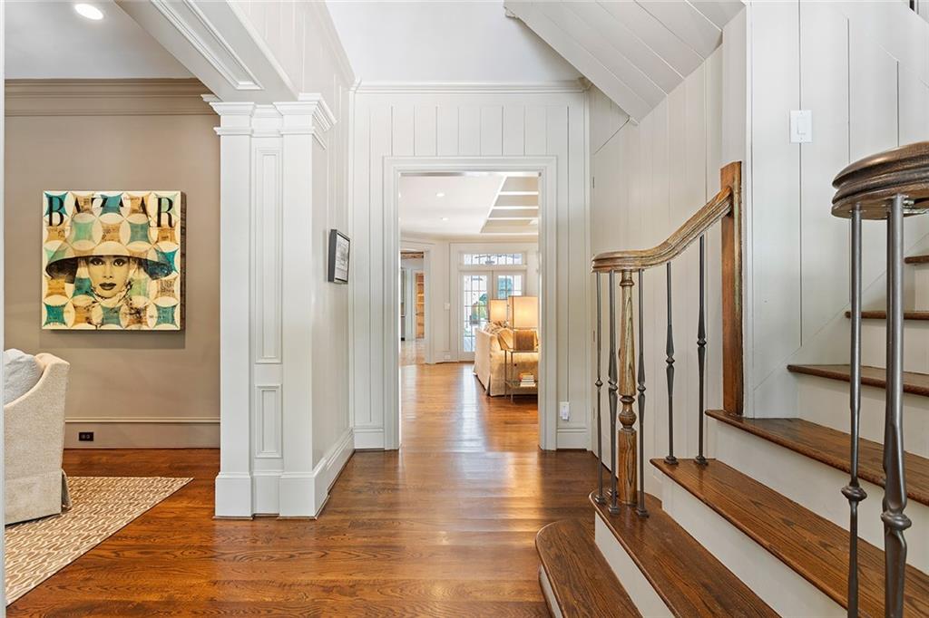 1016 Old Powers Ferry Road