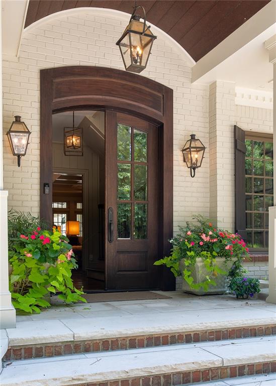 1016 Old Powers Ferry Road