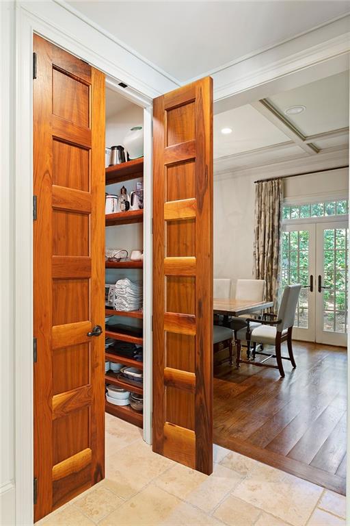 1016 Old Powers Ferry Road