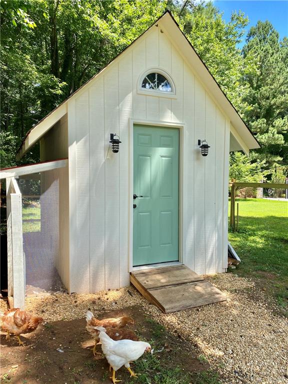 815 E Hembree Crossing