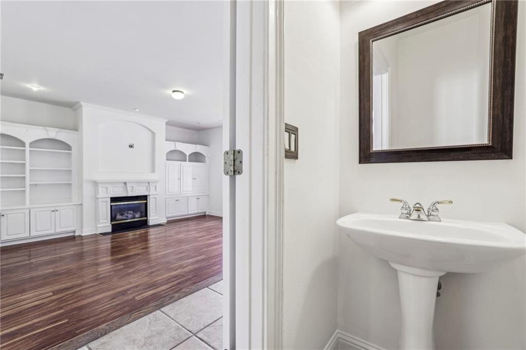 2761 Valley Spring Drive