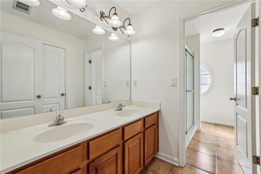 2761 Valley Spring Drive