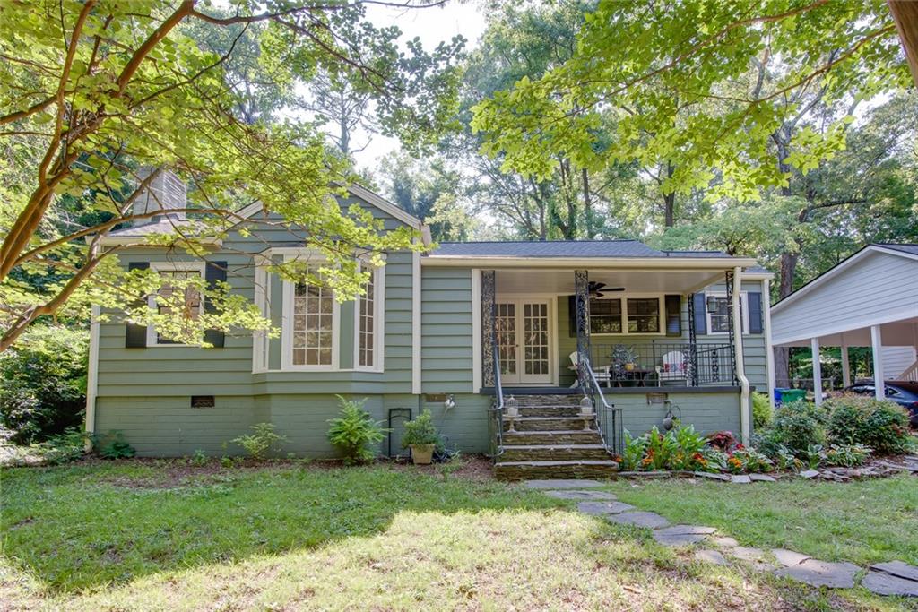 958 Forrest Boulevard