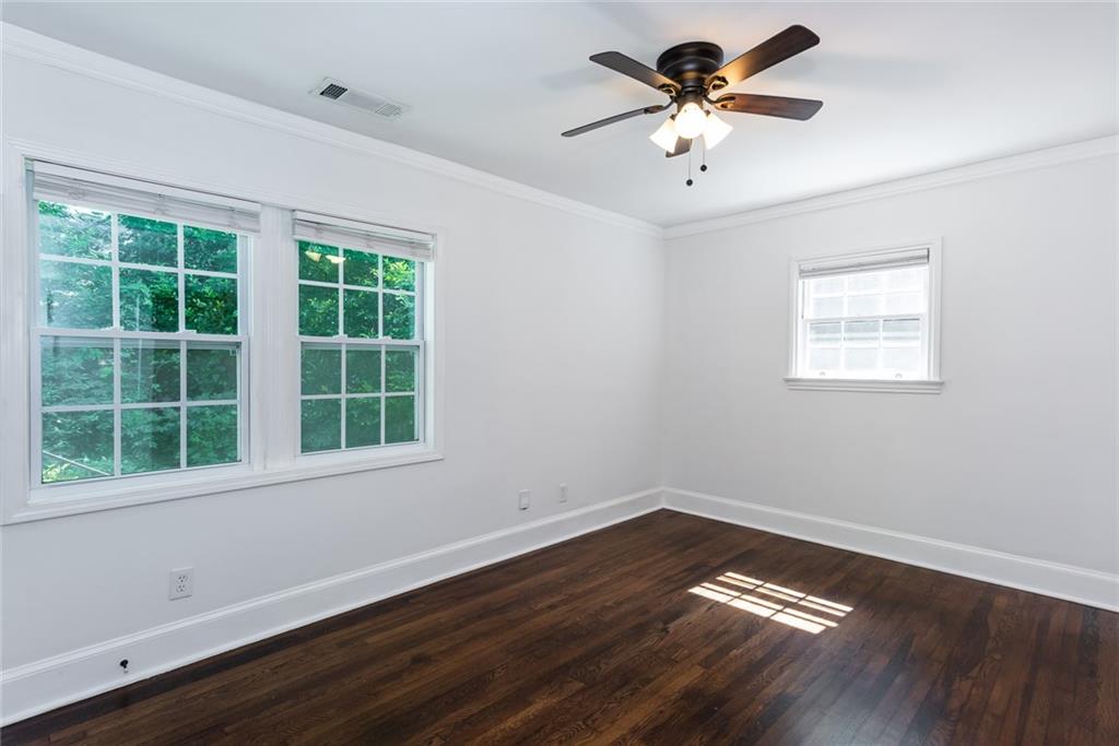 958 Forrest Boulevard