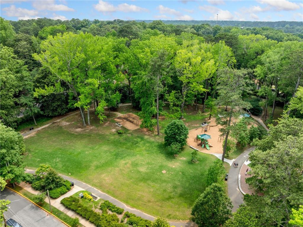 958 Forrest Boulevard