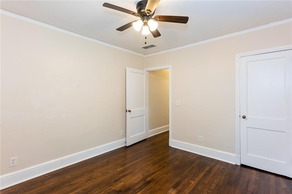 958 Forrest Boulevard