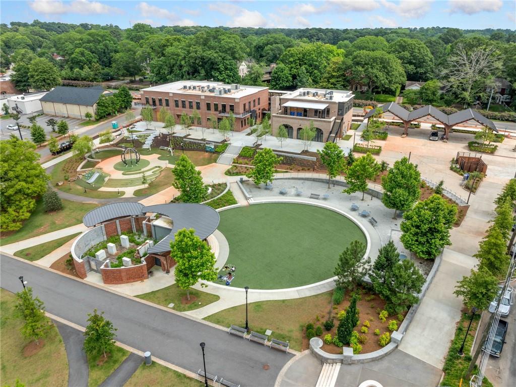 958 Forrest Boulevard