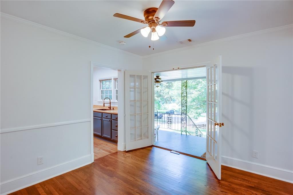 958 Forrest Boulevard