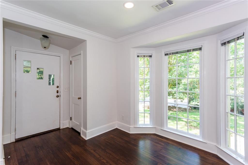 958 Forrest Boulevard