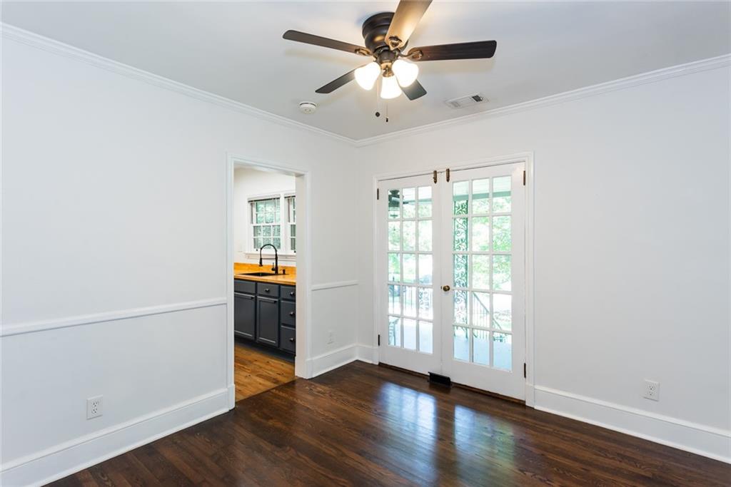 958 Forrest Boulevard