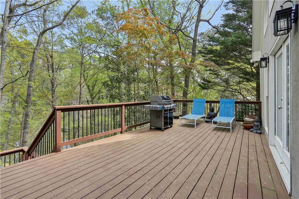 2283 Edgemere Lake Circle