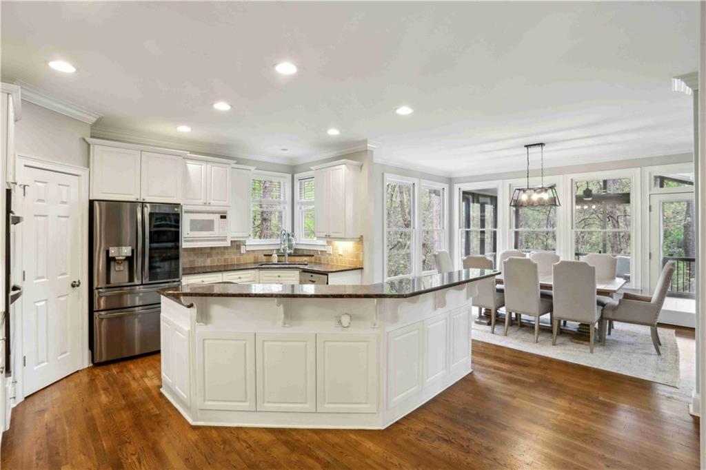 2283 Edgemere Lake Circle