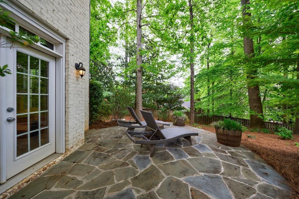 1412 Lanier Manor NE