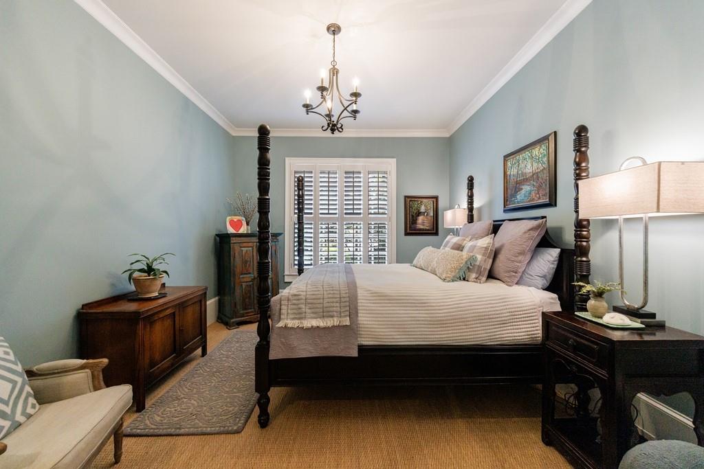 1412 Lanier Manor NE