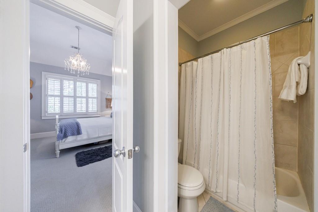 1412 Lanier Manor NE