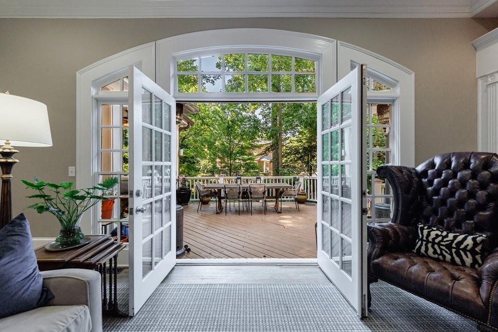 1412 Lanier Manor NE