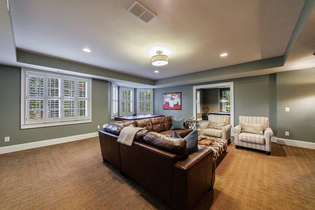 1412 Lanier Manor NE