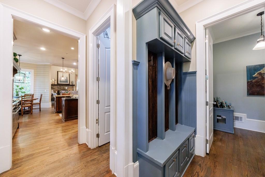 1412 Lanier Manor NE