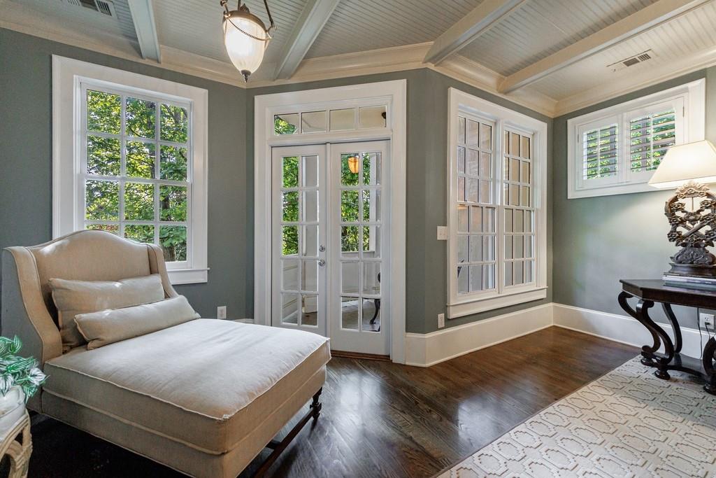 1412 Lanier Manor NE