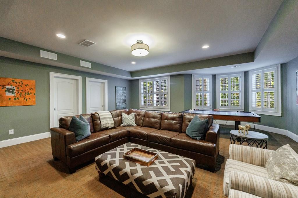 1412 Lanier Manor NE