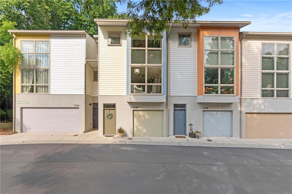 1346 Peter Haughton Way NW