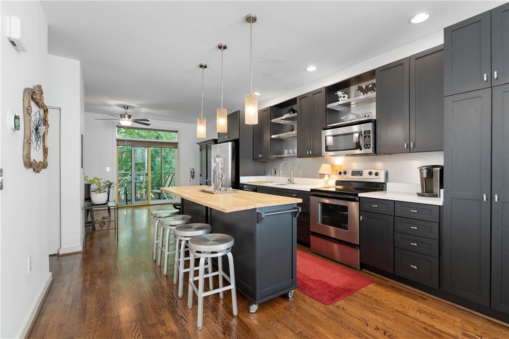 1346 Peter Haughton Way NW