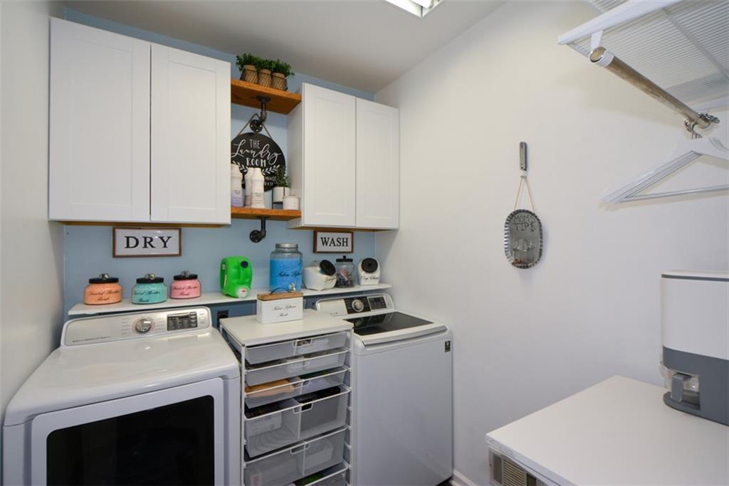 3090 Birchton Street