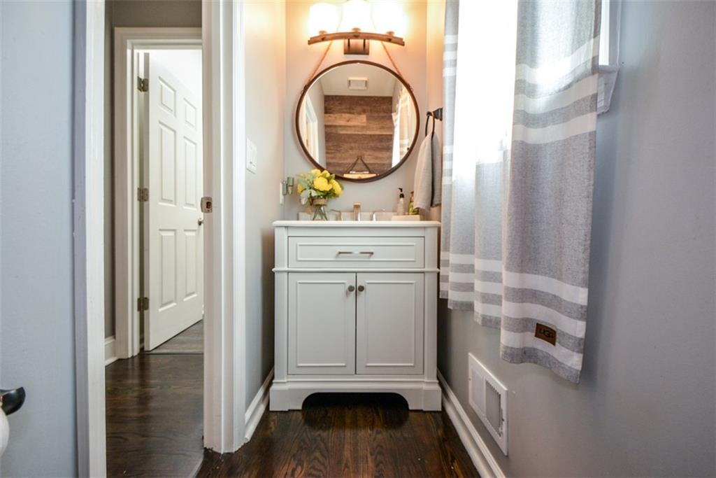 3090 Birchton Street