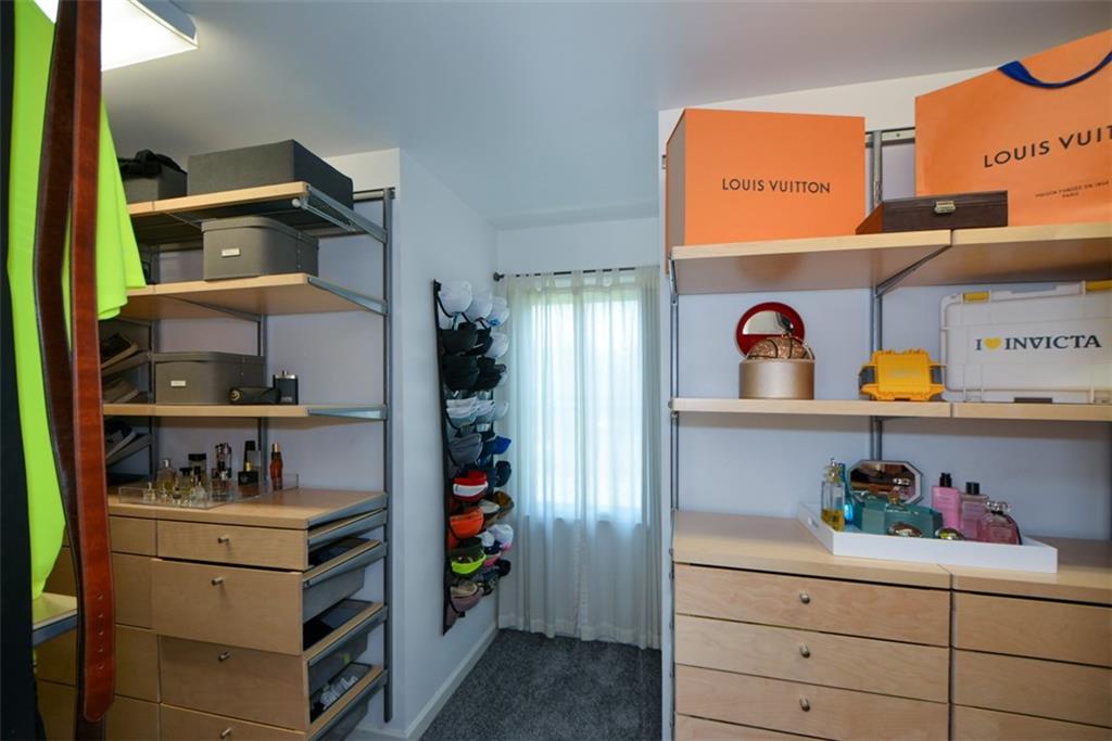 3090 Birchton Street