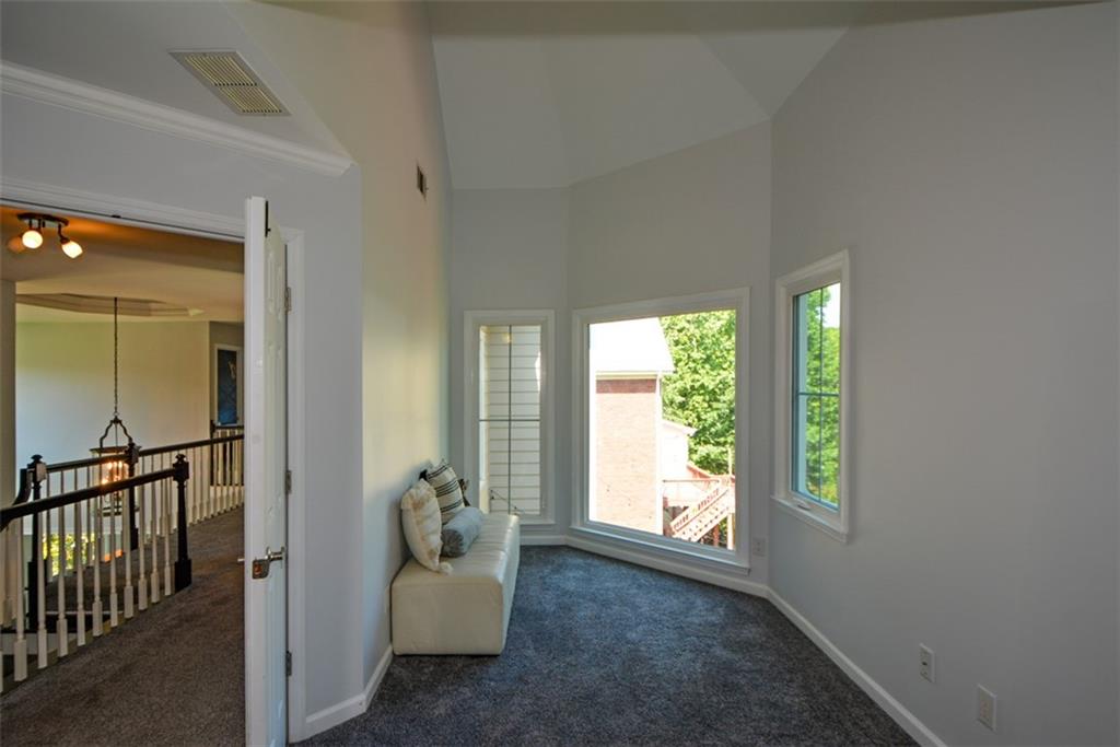 3090 Birchton Street