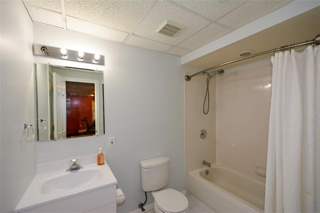 3090 Birchton Street