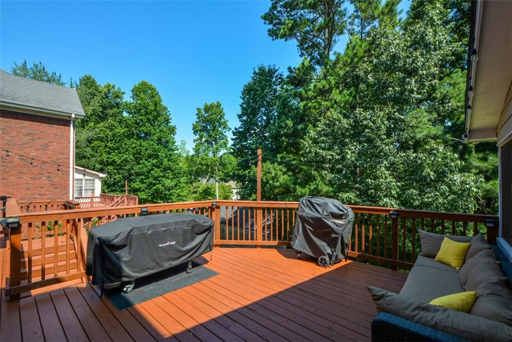 3090 Birchton Street