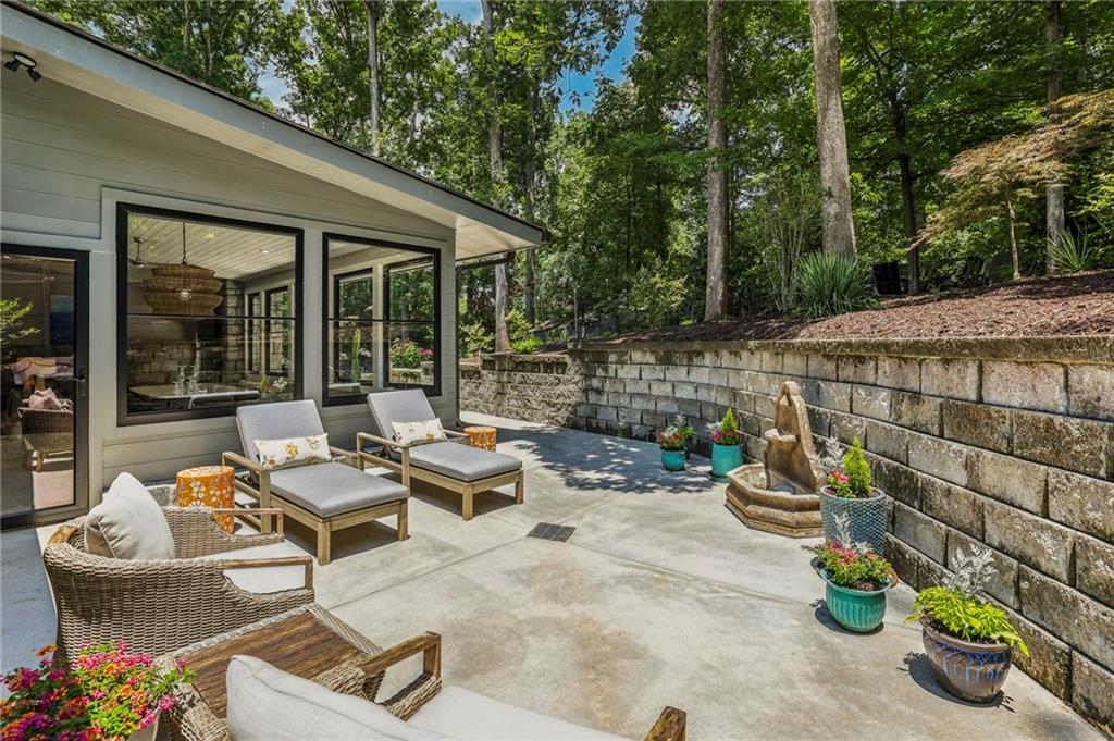 1060 Winding Creek Trail