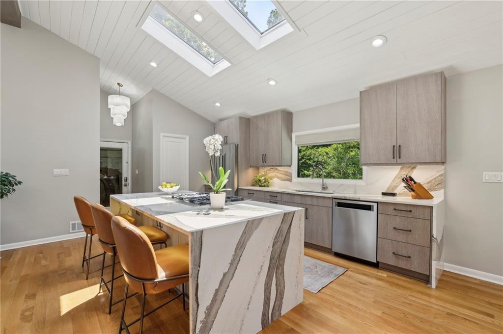 1060 Winding Creek Trail