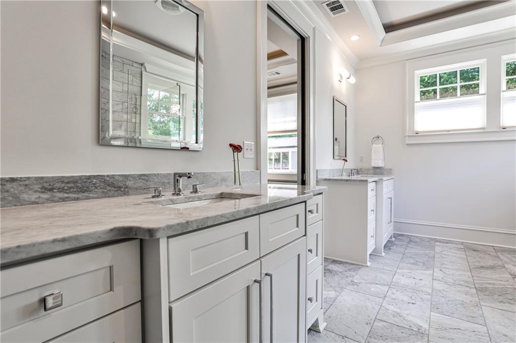 467 Burlington Road NE