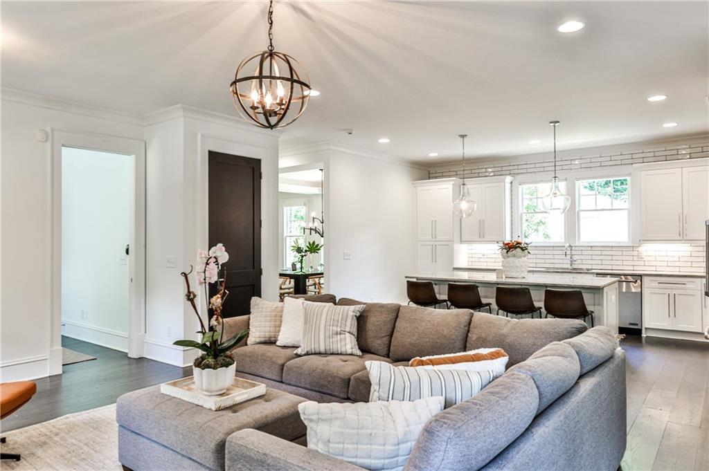 467 Burlington Road NE