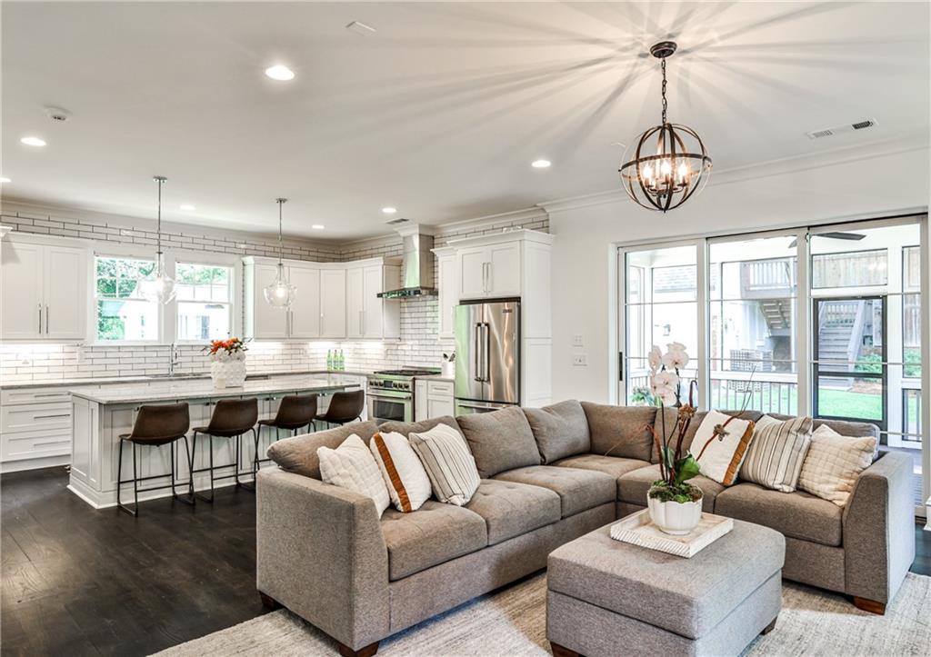 467 Burlington Road NE