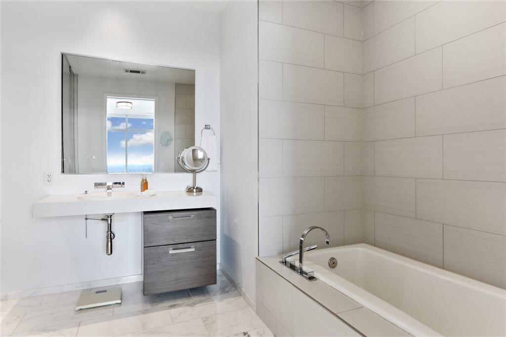 45 Ivan Allen Jr Boulevard NW Unit 2203