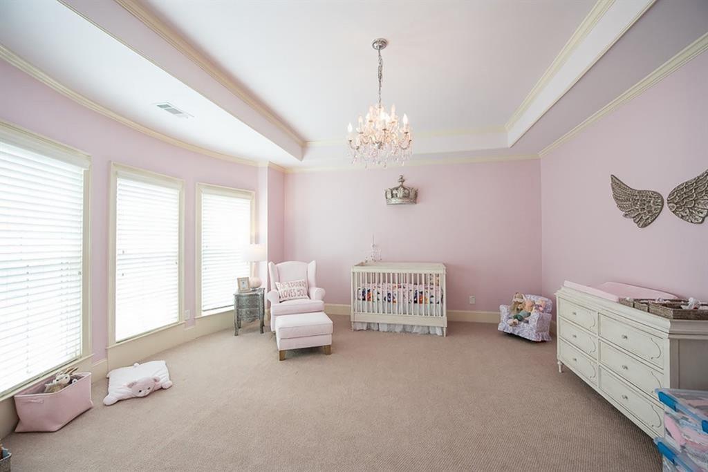 1059 East Paces Lane NE