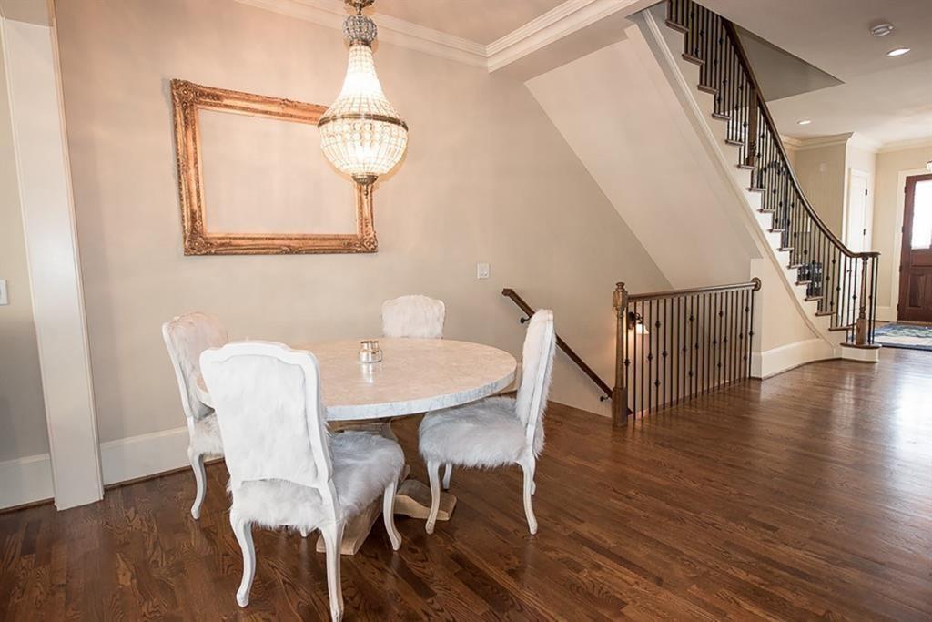 1059 East Paces Lane NE