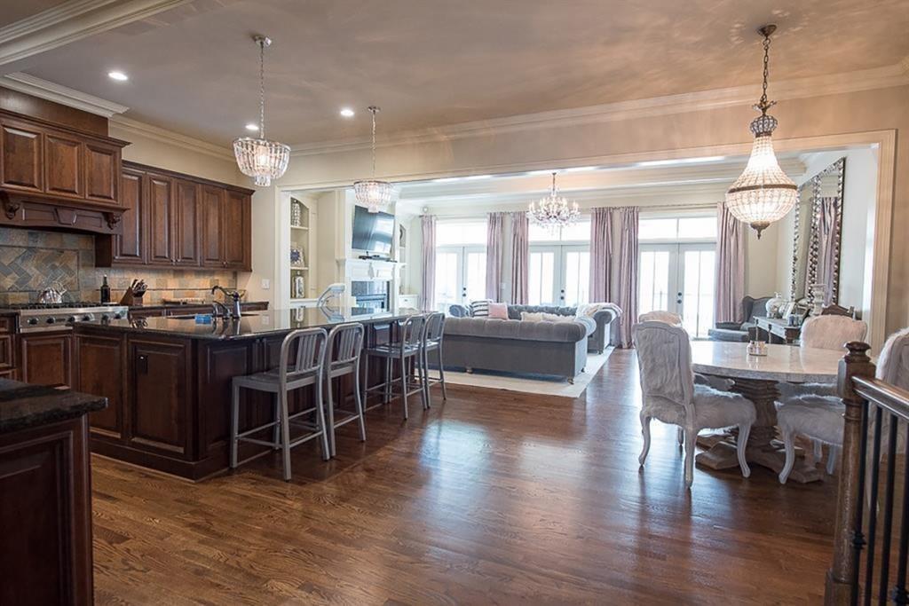 1059 East Paces Lane NE