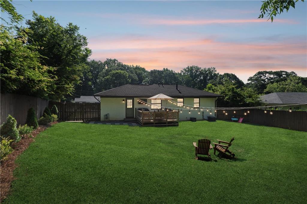 2547 Glendale Circle SE